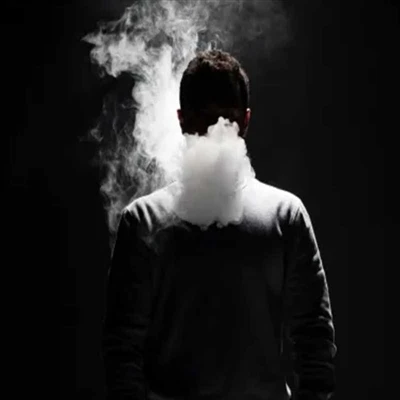 Proč moje e-cigareta zčerná zuby?