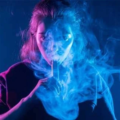 Jaké jsou úspěšné případy, kdy se průmysl elektronických cigaret přizpůsobuje...
